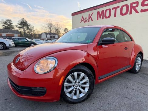 Used 2016 Volkswagen Beetle 1.8T S image 1