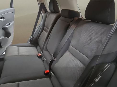 Used 2025 Nissan Rogue SV image 15