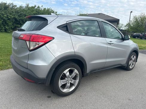 Used 2020 Honda HR-V LX image 12