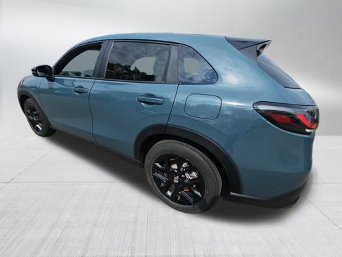Used 2025 Honda HR-V Sport image 6