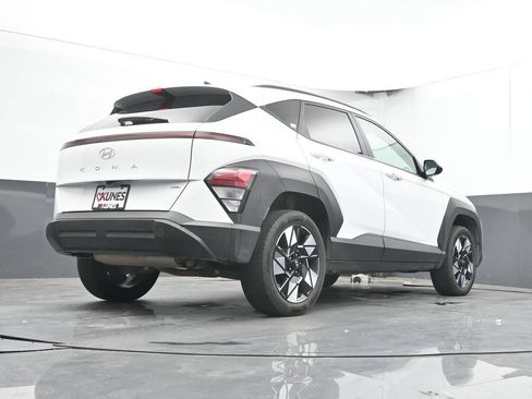 Used 2024 Hyundai Kona SEL AWD/4WD image 41