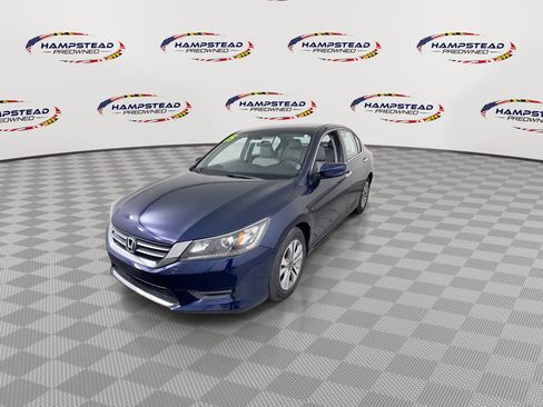 Used 2015 Honda Accord LX image 4