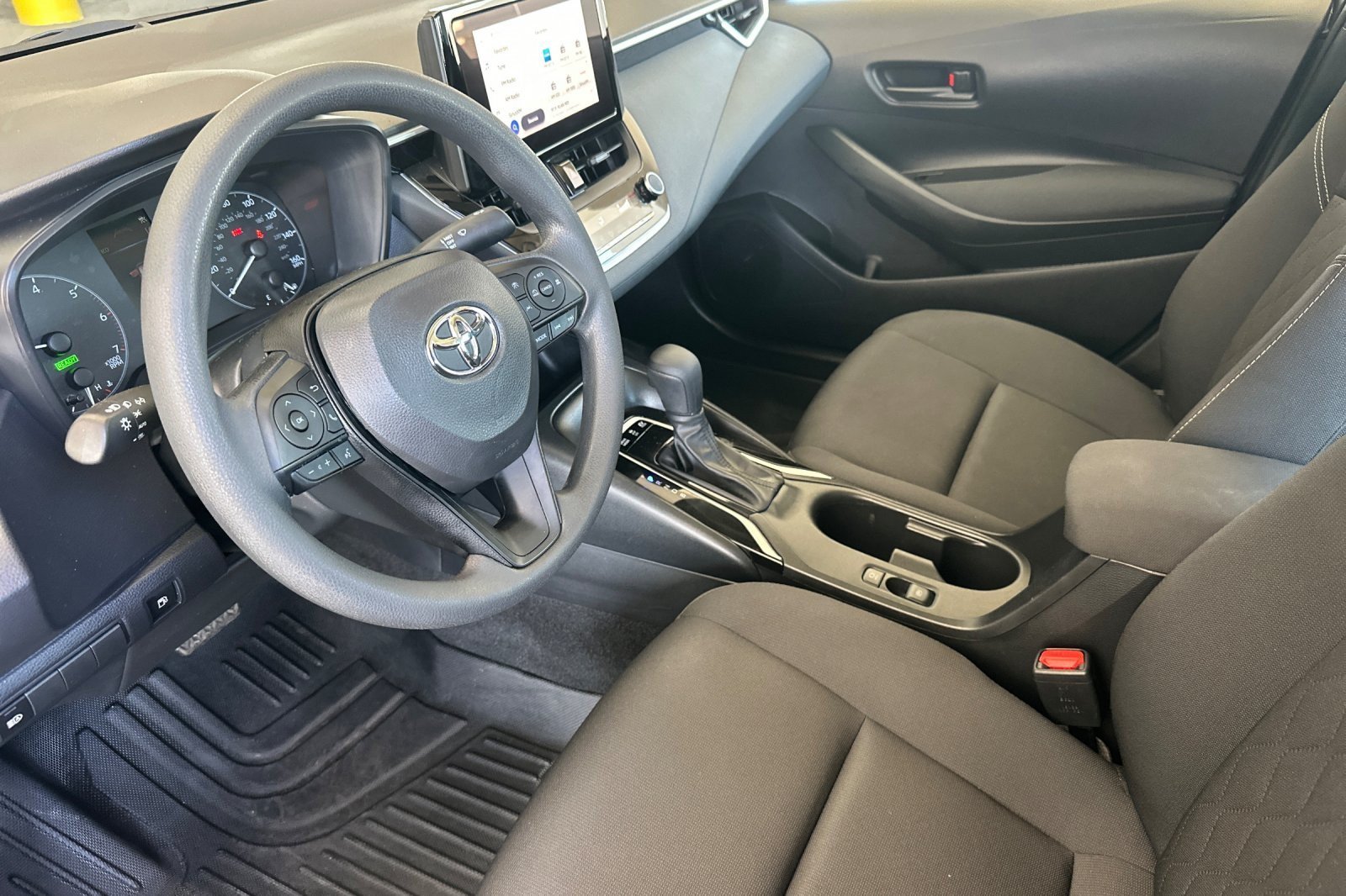 Certified 2024 Toyota Corolla LE FWD image 9