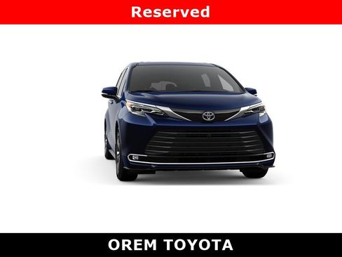 New 2026 Toyota Sienna Platinum image 16