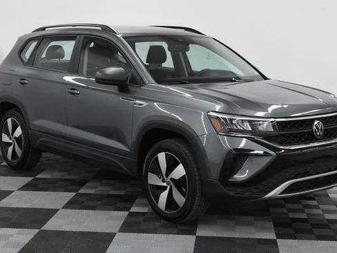 Used 2024 Volkswagen Taos S image 1