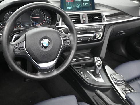 Used 2018 BMW 430i Convertible image 7