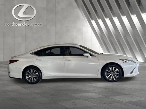 Certified 2020 Lexus ES 350 ES 350 w/ Accessory Package 2 image 4