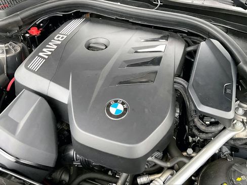 Used 2024 BMW 530i 530i w/ Convenience Package image 30