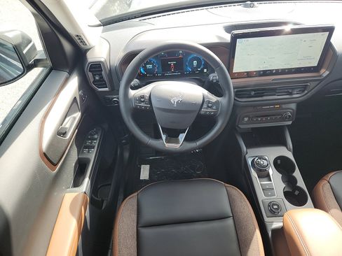 New 2025 Ford Bronco Sport Outer Banks w/ Outer Banks Tech Package+ image 7