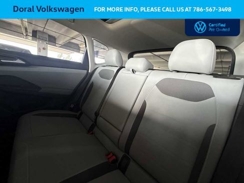 Certified 2023 Volkswagen Taos SE w/ Panoramic Sunroof Package image 22
