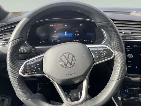 Used 2024 Volkswagen Tiguan SE R-Line AWD/4WD image 26