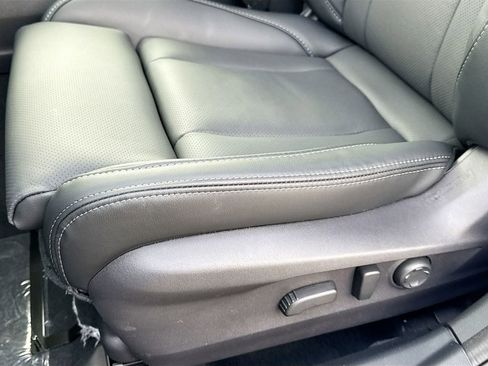 New 2025 Subaru Outback Limited image 23