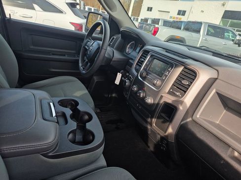 Used 2018 RAM 1500 Express image 26