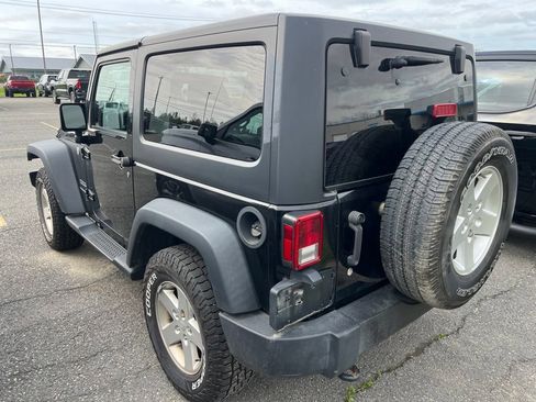 Used 2017 Jeep Wrangler Sport w/ Quick Order Package 24S AWD/4WD image 4