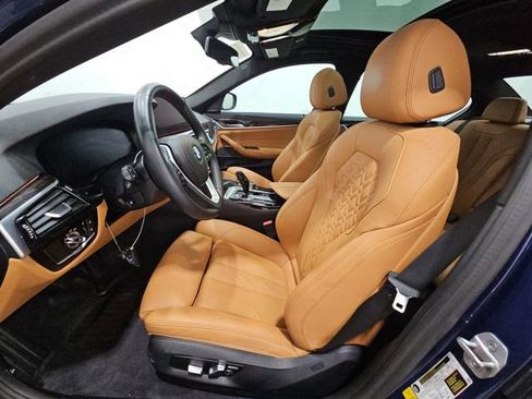 Used 2023 BMW 530i w/ Premium Package RWD image 7