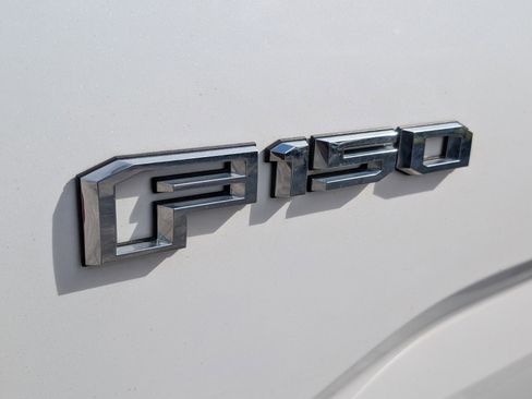 Used 2016 Ford F150 Lariat w/ Equipment Group 502A Luxury image 12