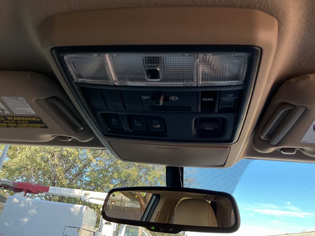 Used 2011 Toyota 4Runner Limited AWD/4WD image 36