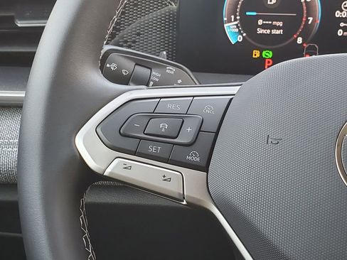 New 2026 Volkswagen Tiguan S FWD image 22