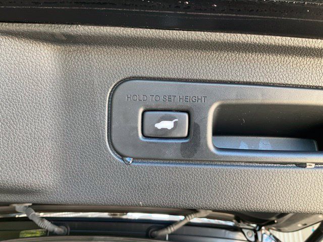 Used 2024 Honda Pilot TrailSport image 20