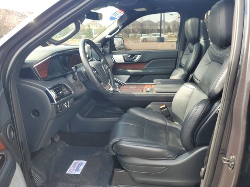 Certified 2023 Lincoln Navigator Reserve image 12
