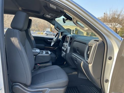 Used 2020 GMC Sierra 1500 SLE w/ SLE Value Package image 42