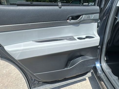 Used 2024 Hyundai Palisade SEL w/ Premium Package image 14