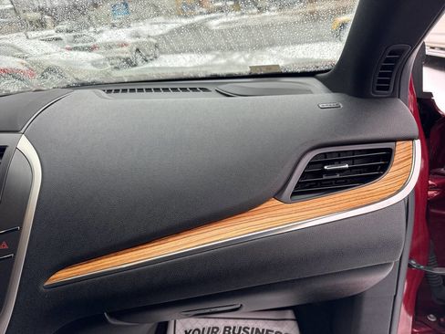 Used 2015 Lincoln MKC AWD w/ Equipment Group 101A Select image 26