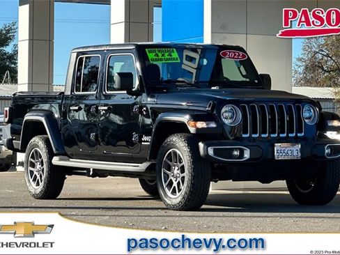 Used 2022 Jeep Gladiator Overland w/ Popular Equipment Package image 1