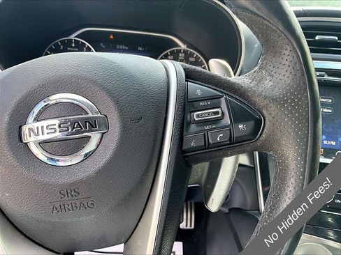 Used 2018 Nissan Maxima SR w/ Midnight Edition FWD image 12