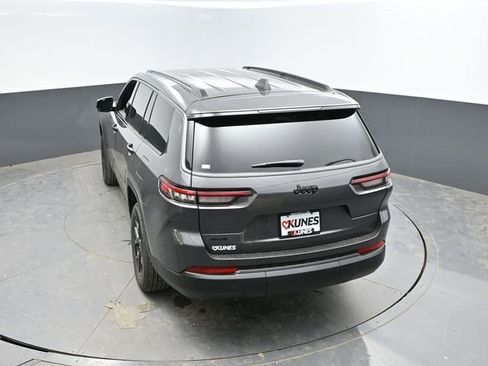 New 2026 Jeep Grand Cherokee L 4WD image 36