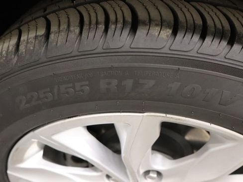 Used 2023 Chevrolet Malibu LT image 41