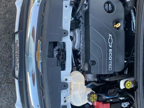 Used 2021 Chevrolet Spark LT FWD image 10