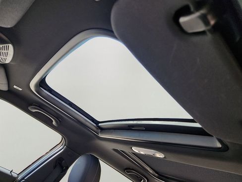 Used 2022 MINI Cooper Clubman S w/ Premium Package image 15