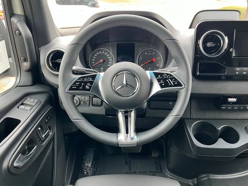 New 2026 Mercedes-Benz Sprinter 2500 image 12