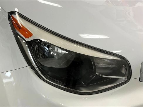 Used 2014 Kia Soul + image 29