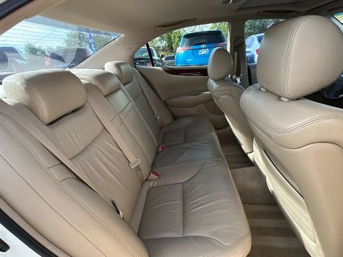 Used 2002 Lexus ES 330 FWD image 34