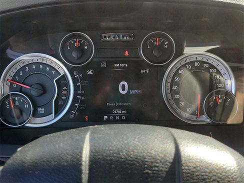 Used 2016 RAM 1500 Laramie w/ Convenience Group image 26