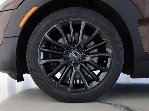 Used 2019 MINI Cooper Clubman S image 32