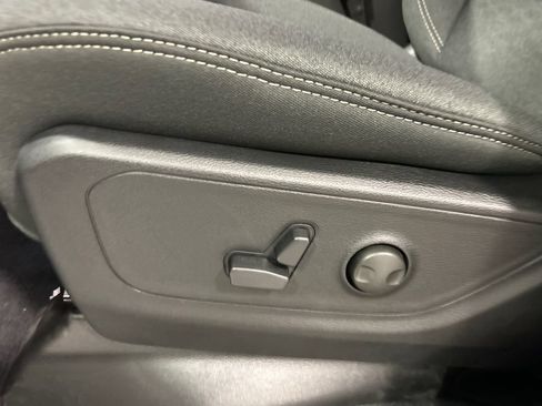 New 2026 RAM 1500 Big Horn AWD/4WD image 17
