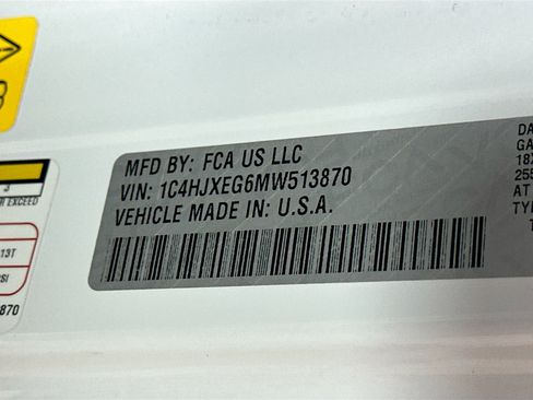 Used 2021 Jeep Wrangler Unlimited Sahara image 41