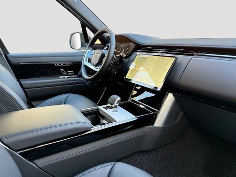 New 2026 Land Rover Range Rover SE AWD/4WD image 8