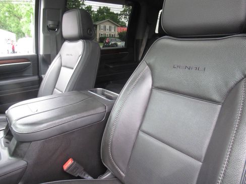 Used 2025 GMC Sierra 2500 Denali w/ Denali Reserve Package AWD/4WD image 26