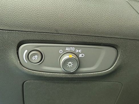 Used 2025 Buick Encore GX Sport Touring w/ Comfort Package image 26