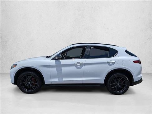 Used 2020 Alfa Romeo Stelvio w/ Nero Edizione RWD image 8
