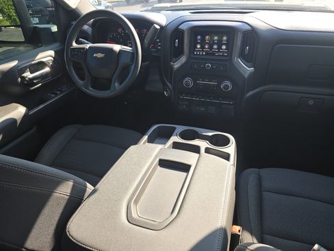 Used 2025 Chevrolet Silverado 2500 Custom w/ Custom Value Package AWD/4WD image 30