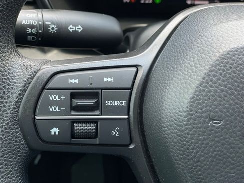 Certified 2025 Honda CR-V EX image 15