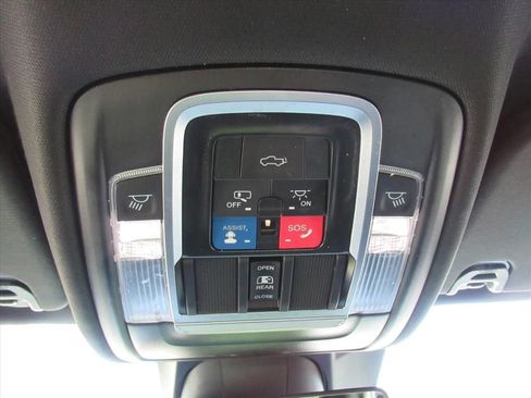 Used 2022 RAM 1500 Limited AWD/4WD image 27