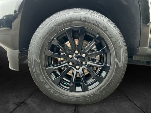 Used 2022 GMC Canyon Elevation w/ Driver Alert Package image 15