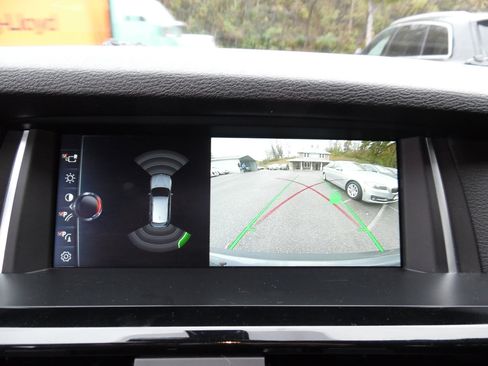 Used 2017 BMW X3 xDrive28i image 14