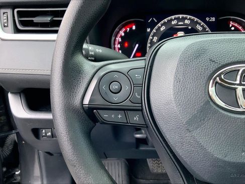 Used 2023 Toyota RAV4 XLE image 22